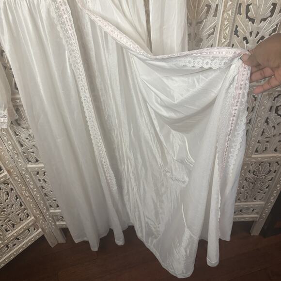 Vintage Dreamaway White Peignoir Movie Star Robe 2 Button Pink Lace Trim Nylon L - Picture 7 of 12